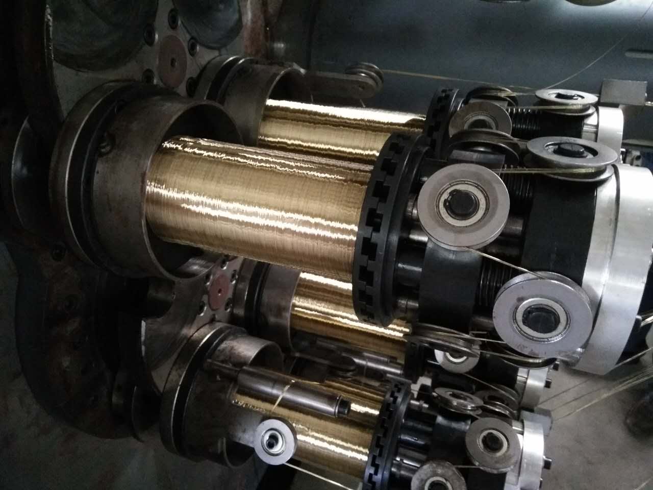 高速鋼絲編織機-可靠、節(jié)能、智能，編織膠管質量有保障！